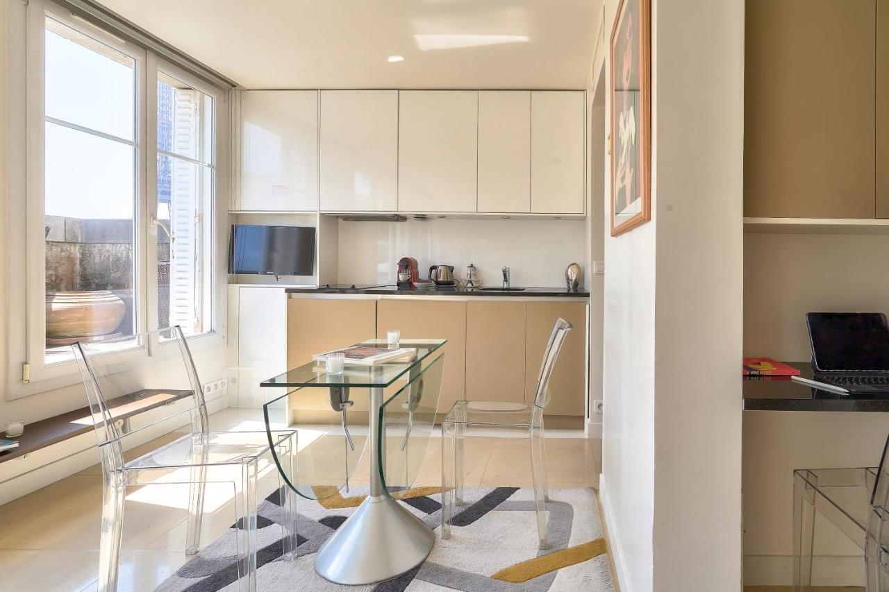 Designed Studio With Ac-Terrasse Vue Tour Eiffel Paris Exteriör bild